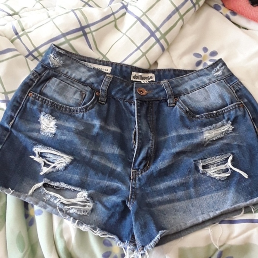 DollHouse Distressed Shorts size 11
